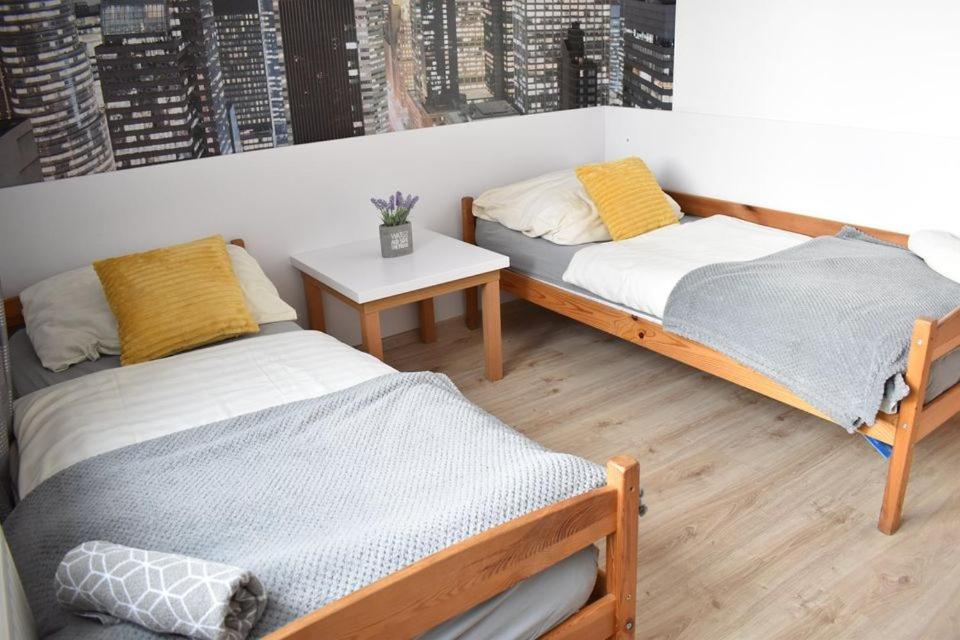 Hostel Przed Switem Гожов Велкополски Екстериор снимка